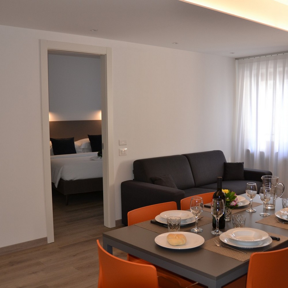 Apartments-Holiday apartments Rivappartamenti in Riva del Garda